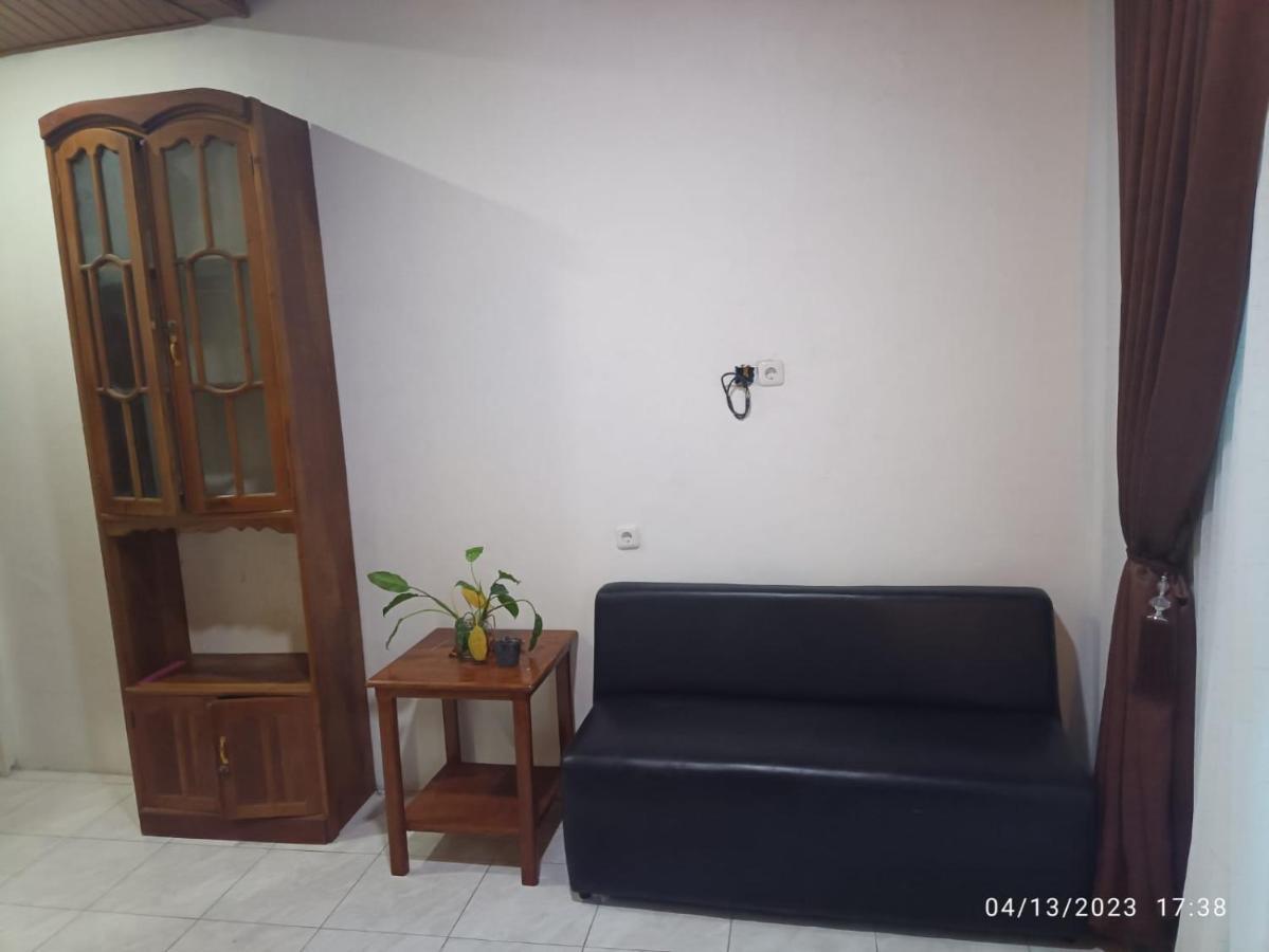 Gabelo Guest House Bukittinggi Esterno foto