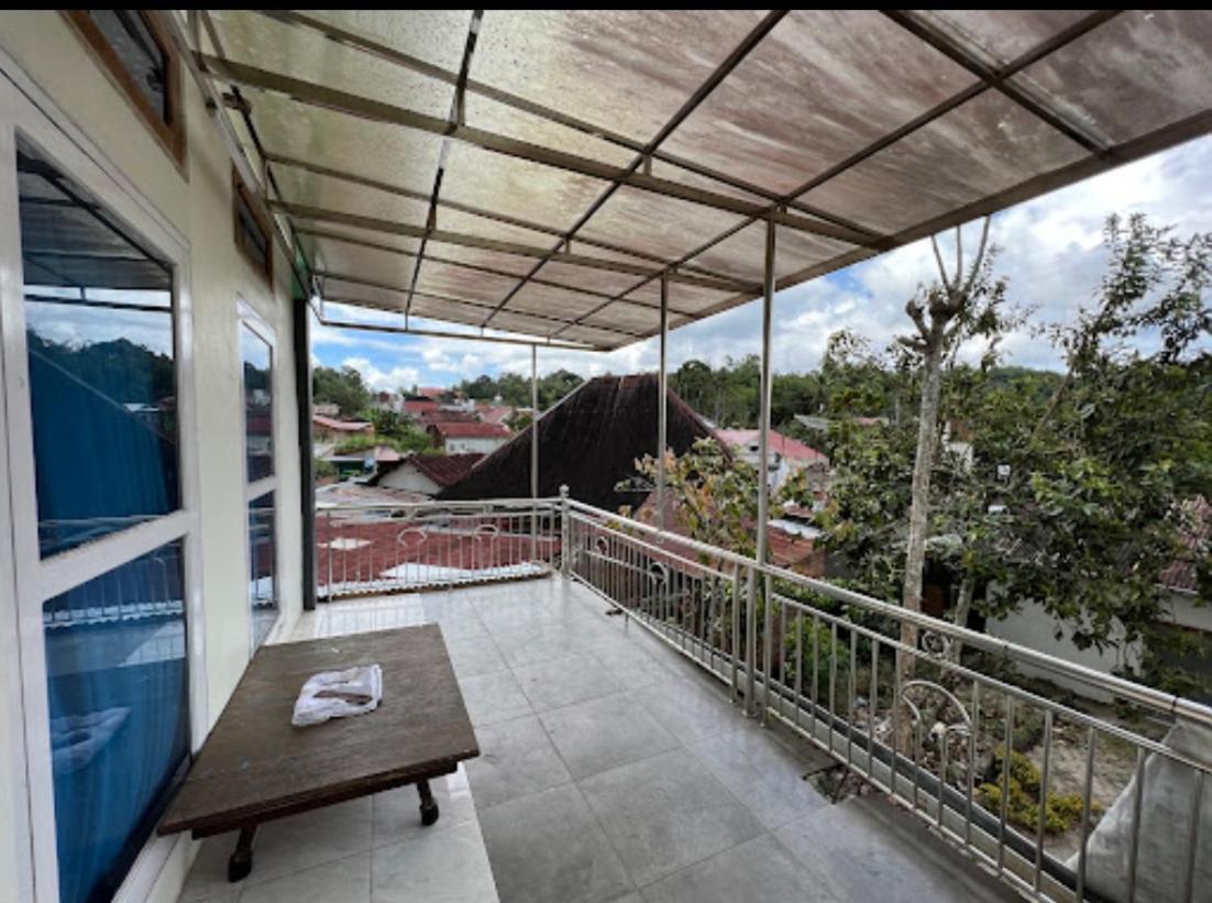 Gabelo Guest House Bukittinggi Esterno foto