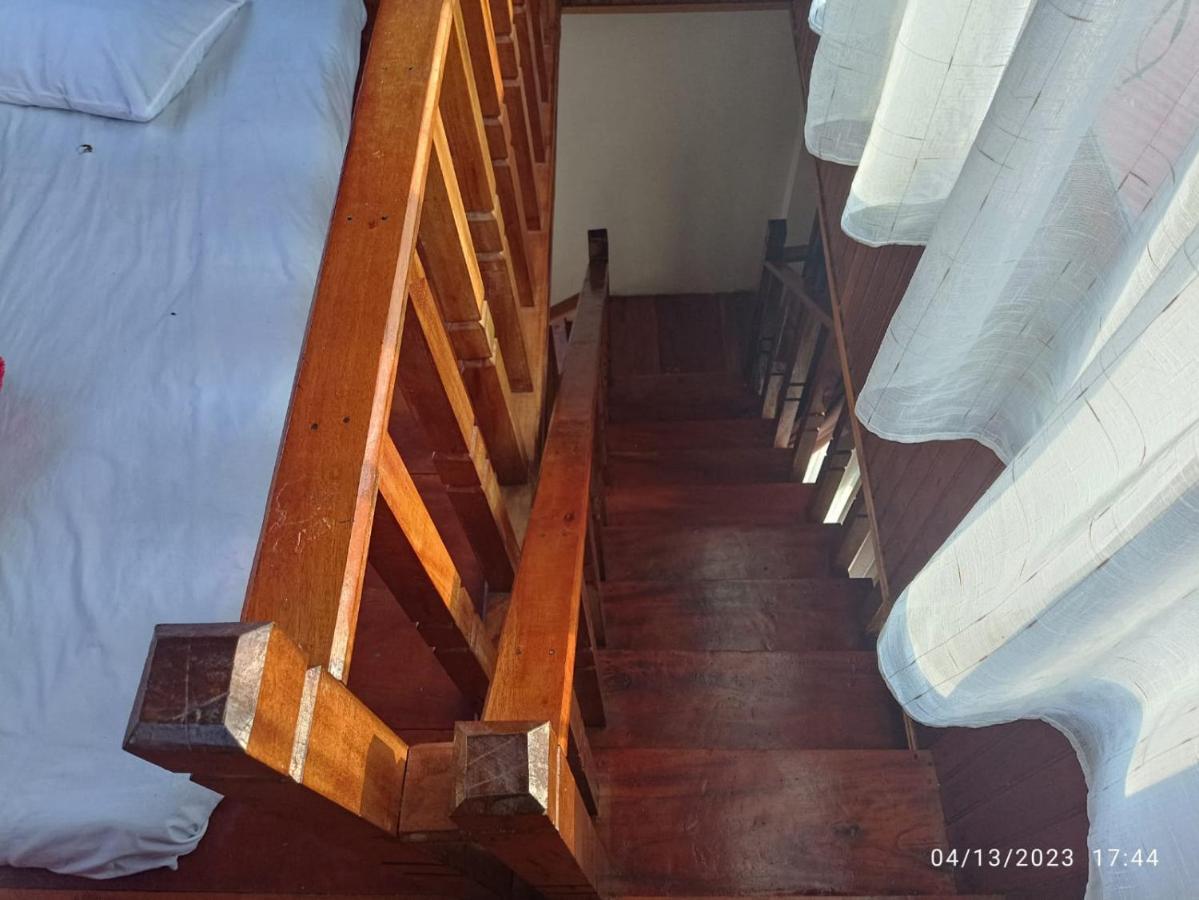 Gabelo Guest House Bukittinggi Esterno foto